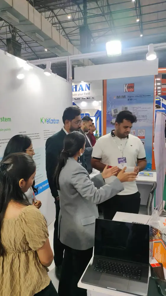VeKanban team at Automation Expo 2025, photo 15